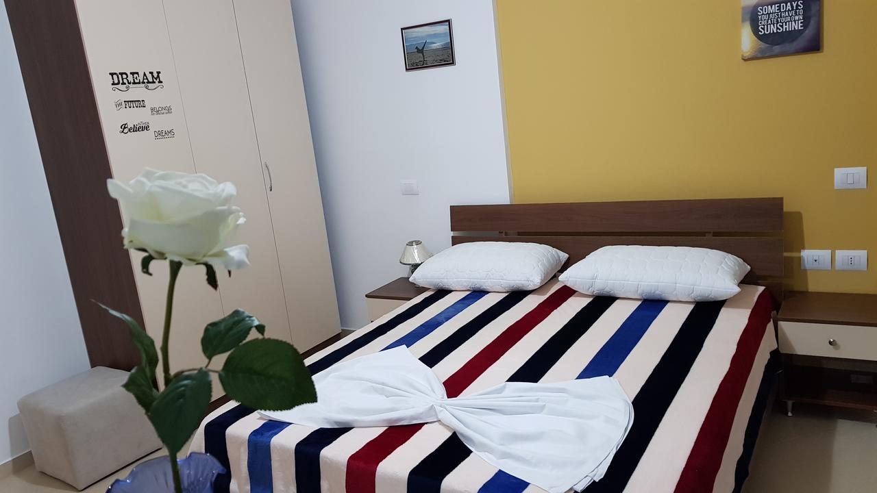 Appartamento Giallo Vlorë Exteriér fotografie