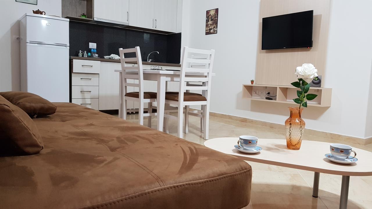 Appartamento Giallo Vlorë Exteriér fotografie